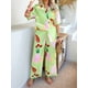 thumbnail image 4 of Conjunto de 2 Piezas de Chándal de Verano para Playa con Camisa de Corta y Botones para Mujer, Top Estampado, Pantalones Cortos de Descanso Flores de Frutas L, 4 of 9