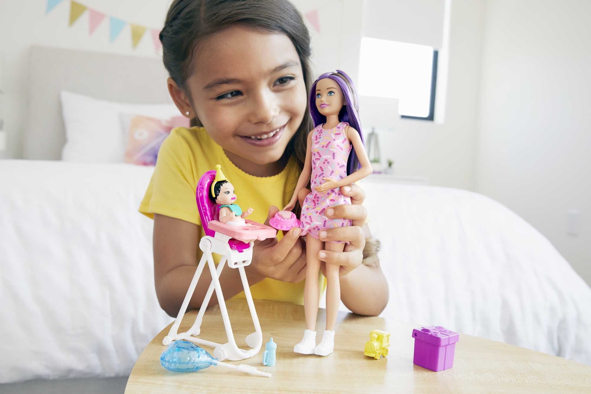 Barbie Skipper Babysitters Inc. Birthday Feeding Playset with Doll