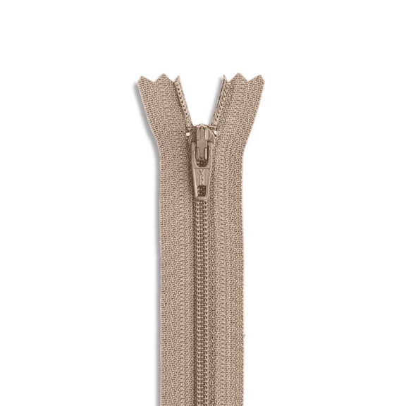 24 inch Nylon Coil Zipper Non-Separating - Light Beige