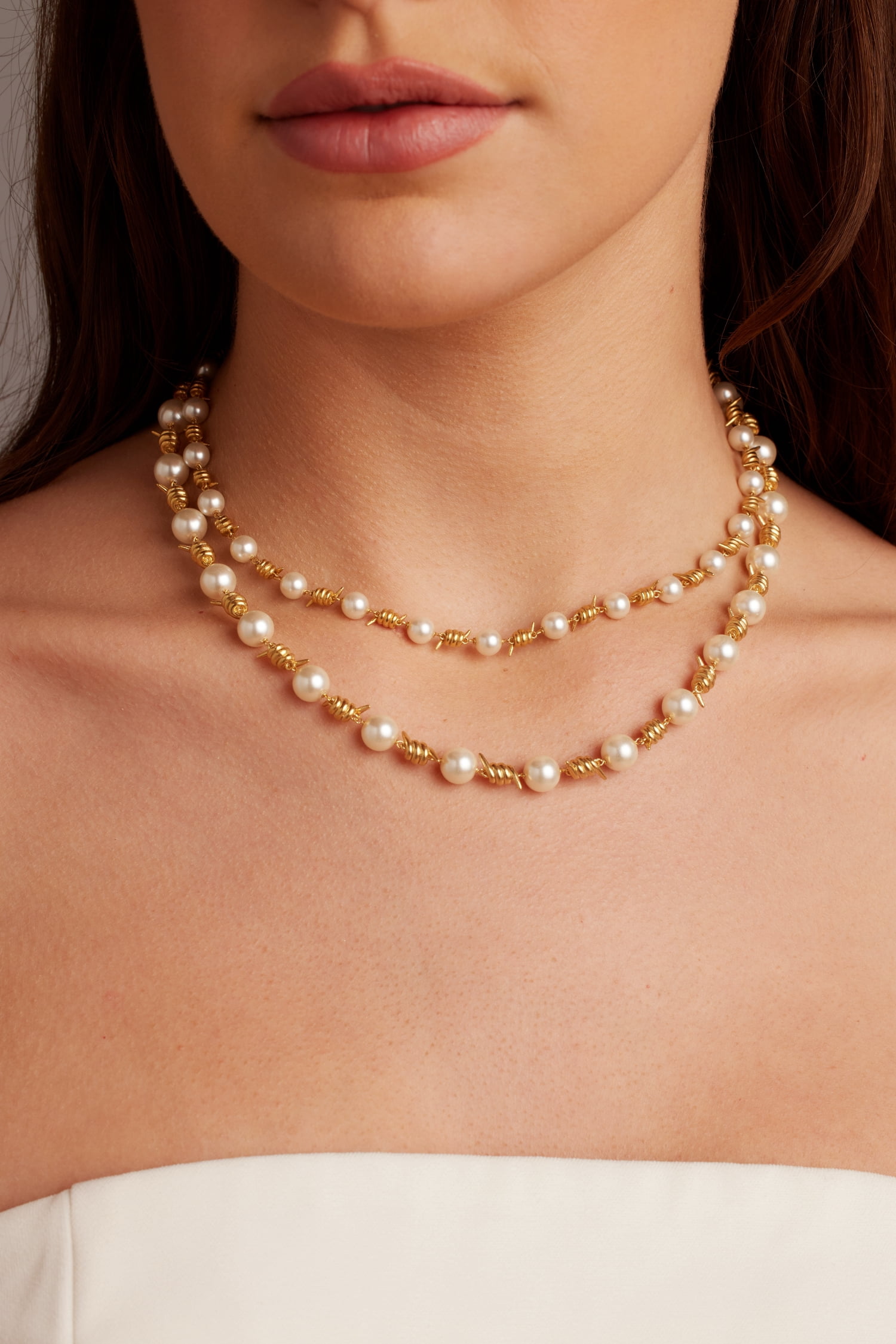 Bella by Thorne 8mm Pearl x Barb Adult Necklace, Gold