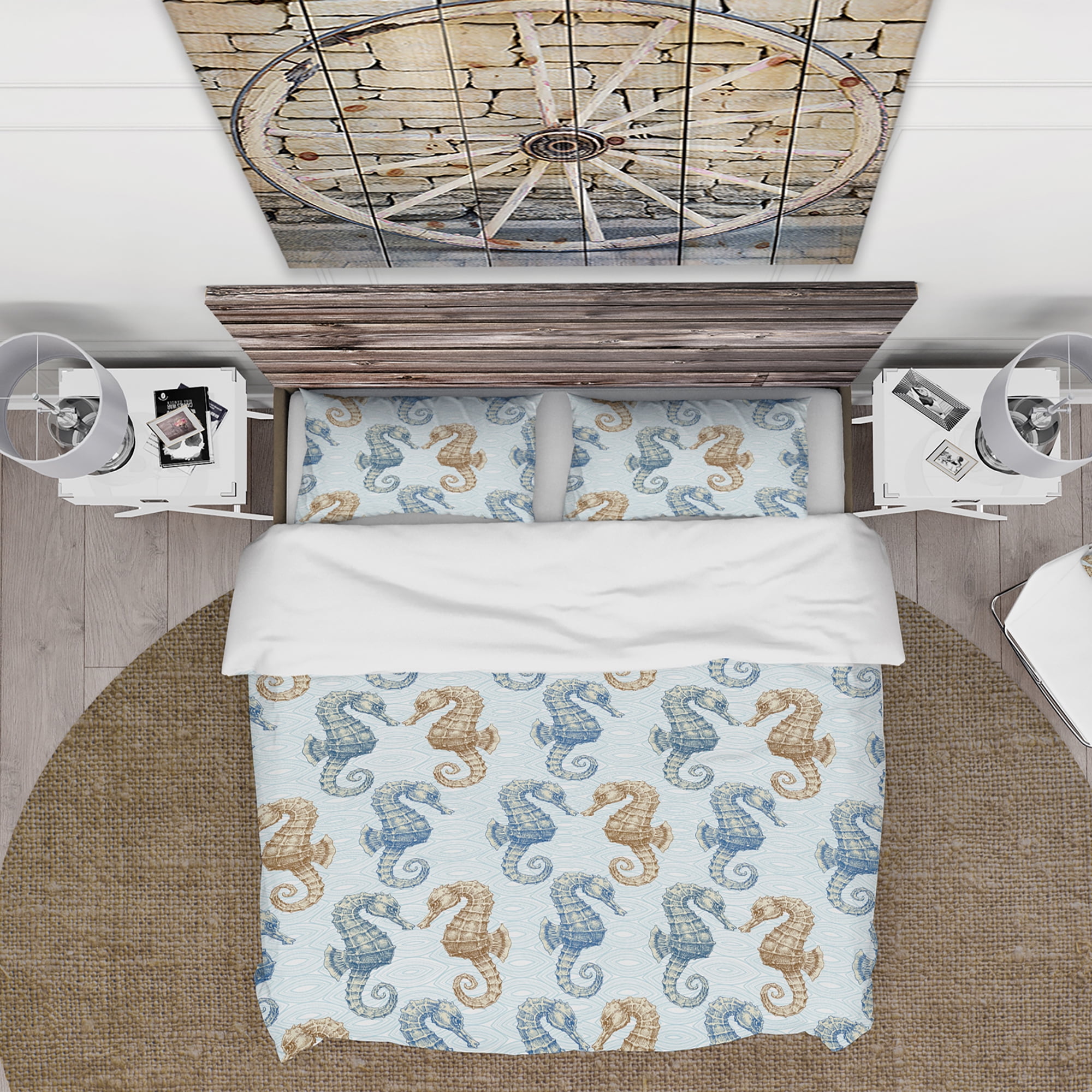 Designart 'Sea horse couple in deep sea' Coastal Duvet Cover Set