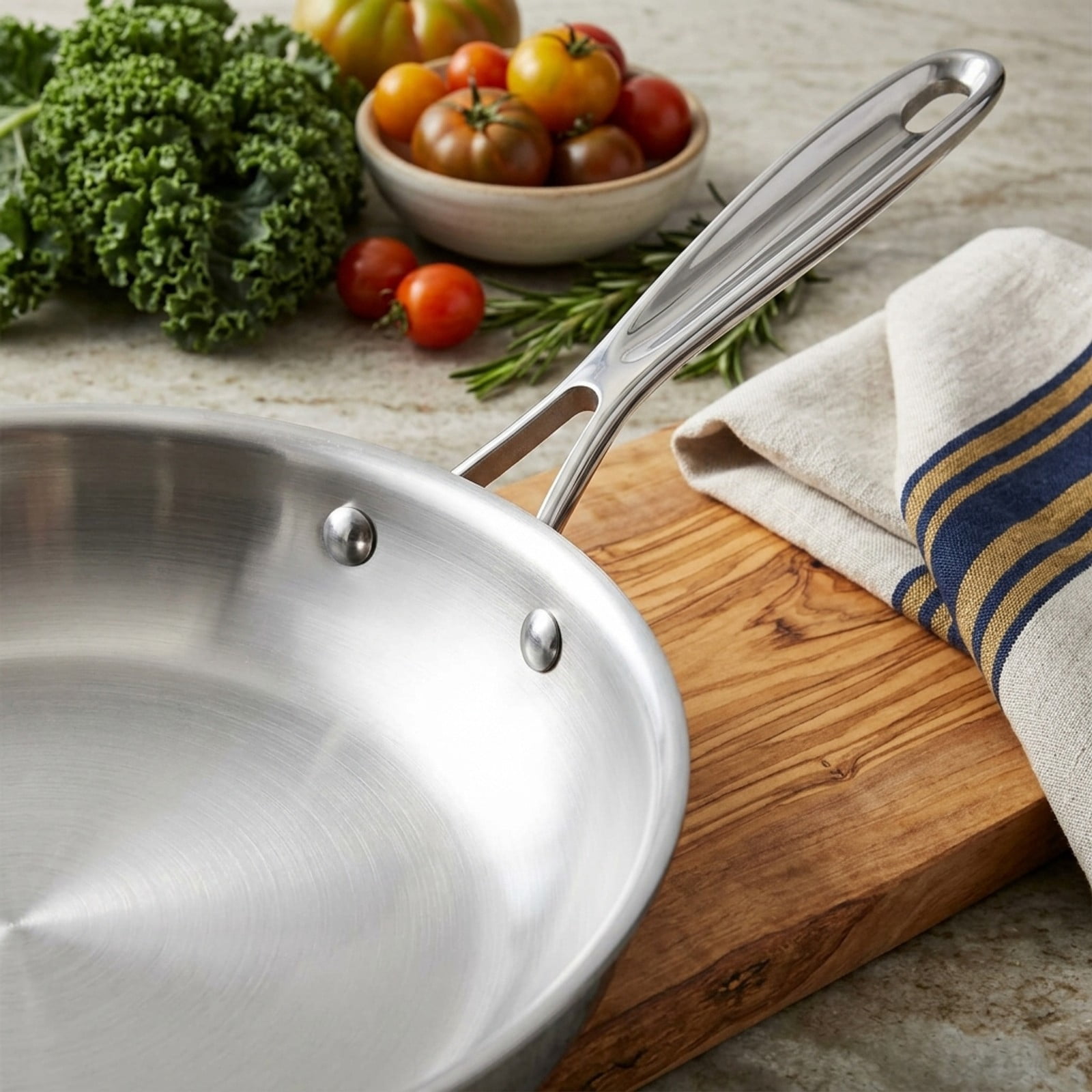 Fenbeli 2-Piece Stainless Steel Fry Pan Set with 9.5 and 11 Inch Skillets, Tri-Ply Base, Cool-Touch Handles, Silver