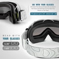 thumbnail image 2 of Gafas de Esquí OutdoorMaster OTG Protección UV 100% con Lente Gris, 2 of 7