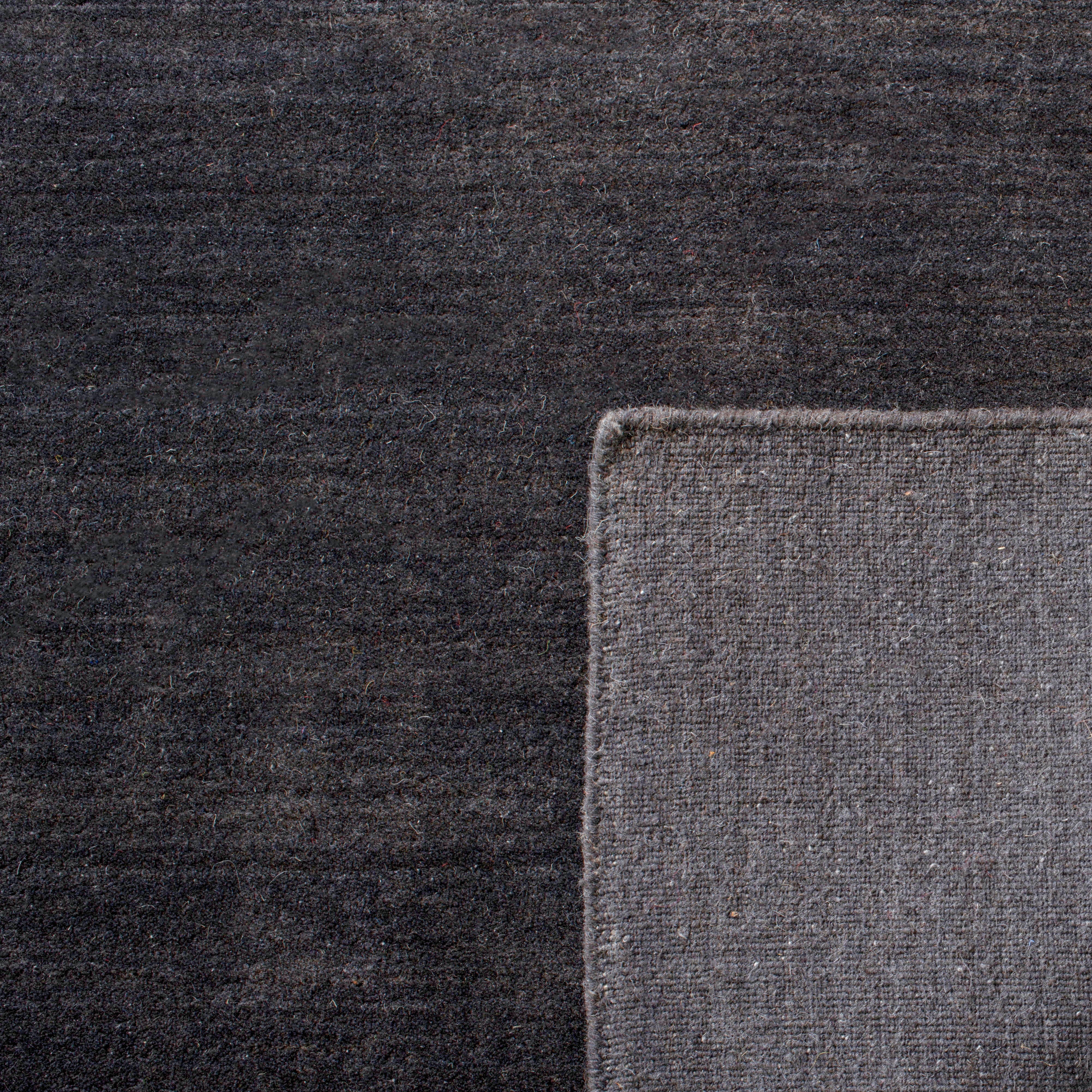 SAFAVIEH Himalaya Vince Striped Area Rug, Black, 8' x 8' Round