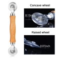 thumbnail image 2 of Herramienta instaladora de malla con mango de madera King&Charles, 2 of 6