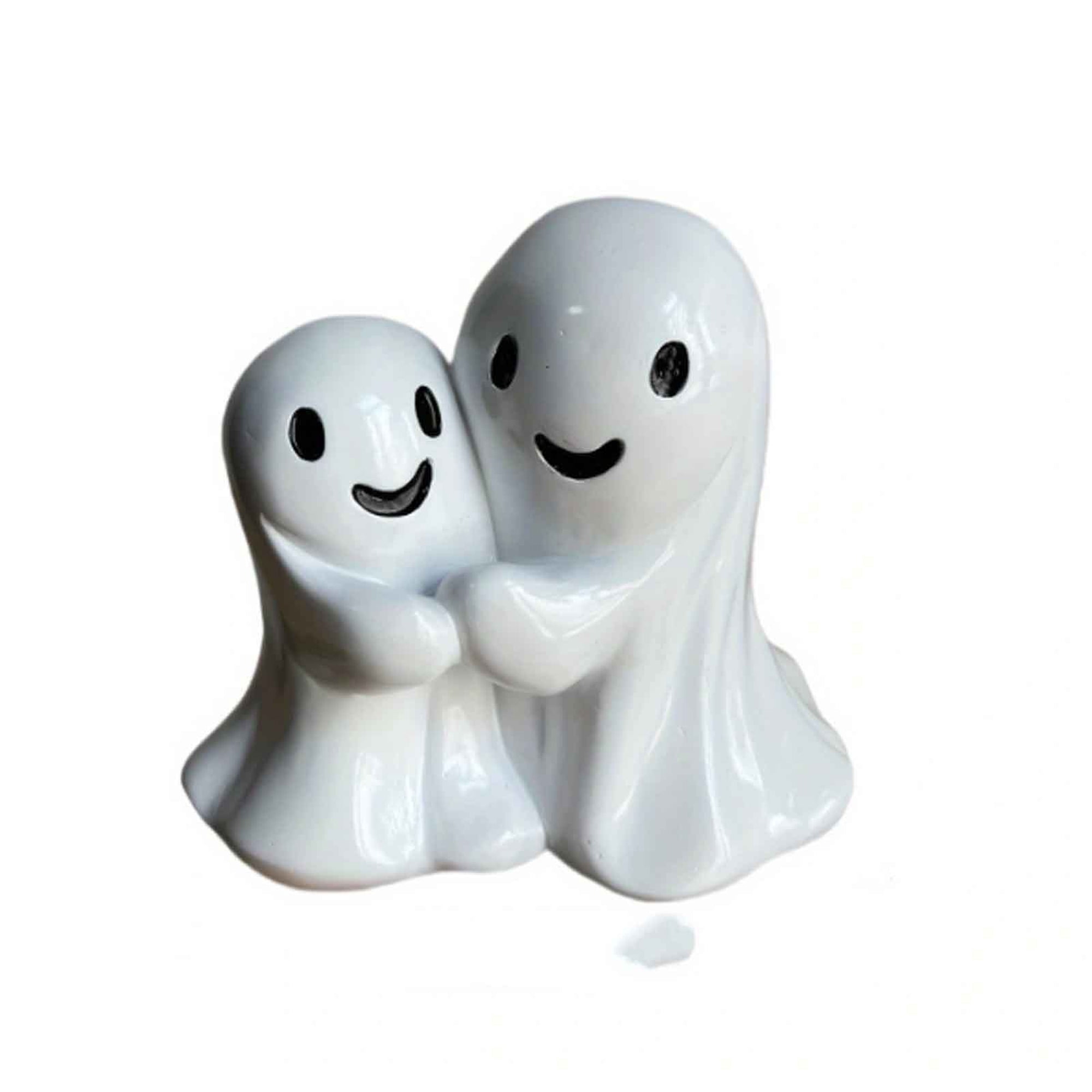 Halloween Hugging Ghost Figurine Resin Statue for Tabletop Shelf Living Room Party Home Decoration