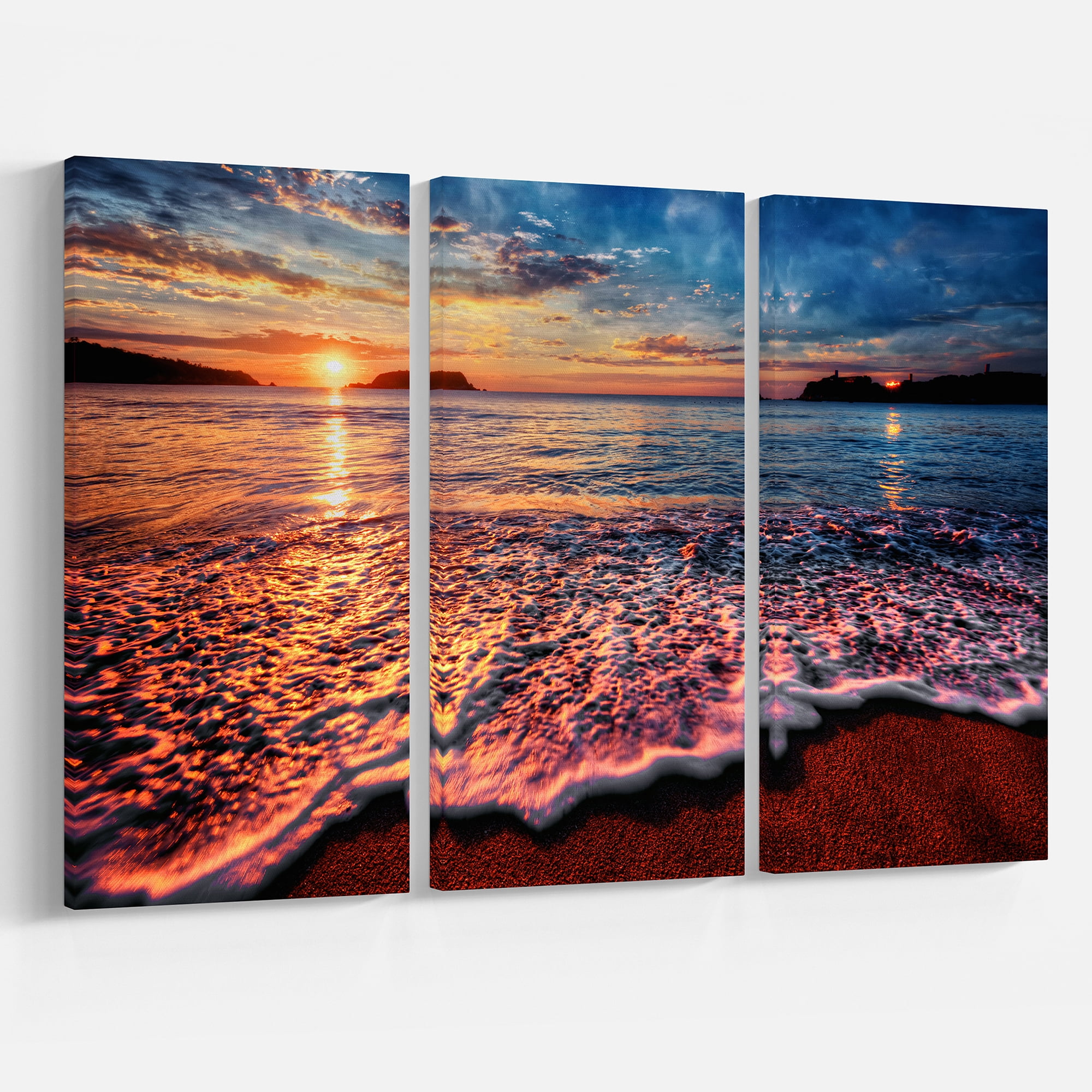 Designart 'Peaceful Evening Beach View ' Seascape Canvas Art Print