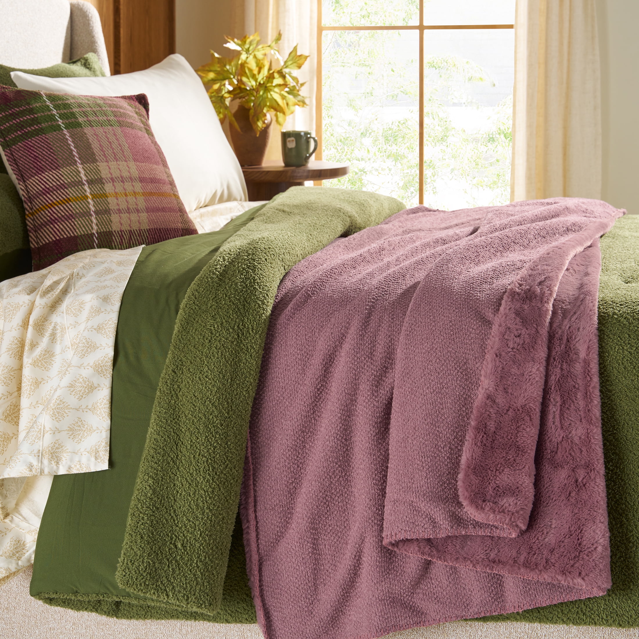 Better Homes & Gardens Violet Gem Boucle Reverse to Faux Fur Oversized Throw, 50 in x 72 in
