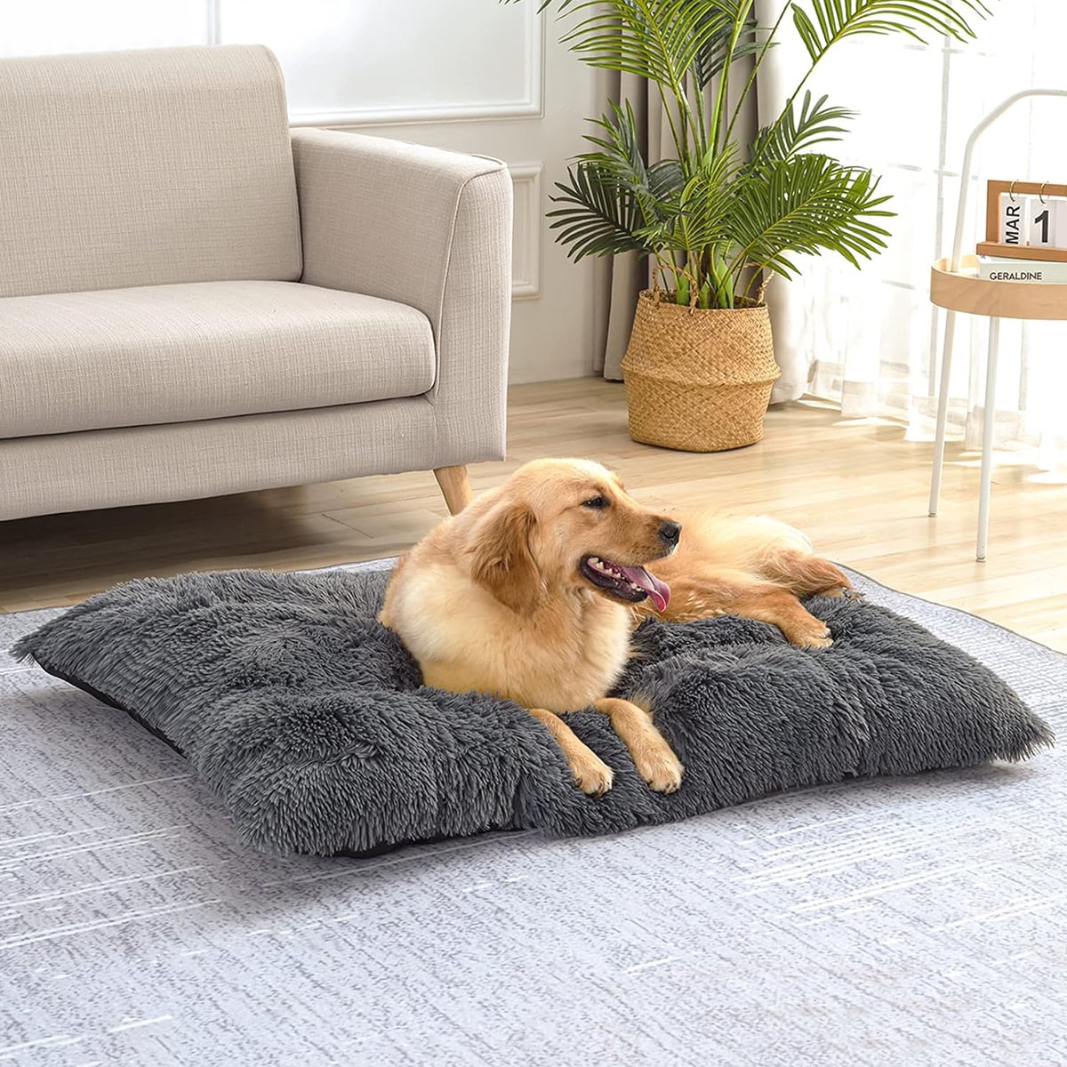 CshidWorld Large Dog Bed, Plush Fluffy Dog Cage Bed up to 65lb, Orthopedic Dog Bed Washable Dog Mat with Non Slip Bottom for Large and Medium Dogs, Soft Plush Dog Crate Bed , 36"x27", Gray