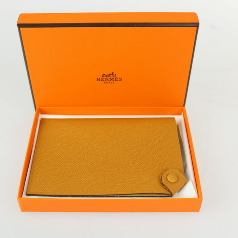Authenticated Used HERMES Hermes Tarmac PM Passport Case Vo Epsom Sesame  Brown Cover Y Engraved 