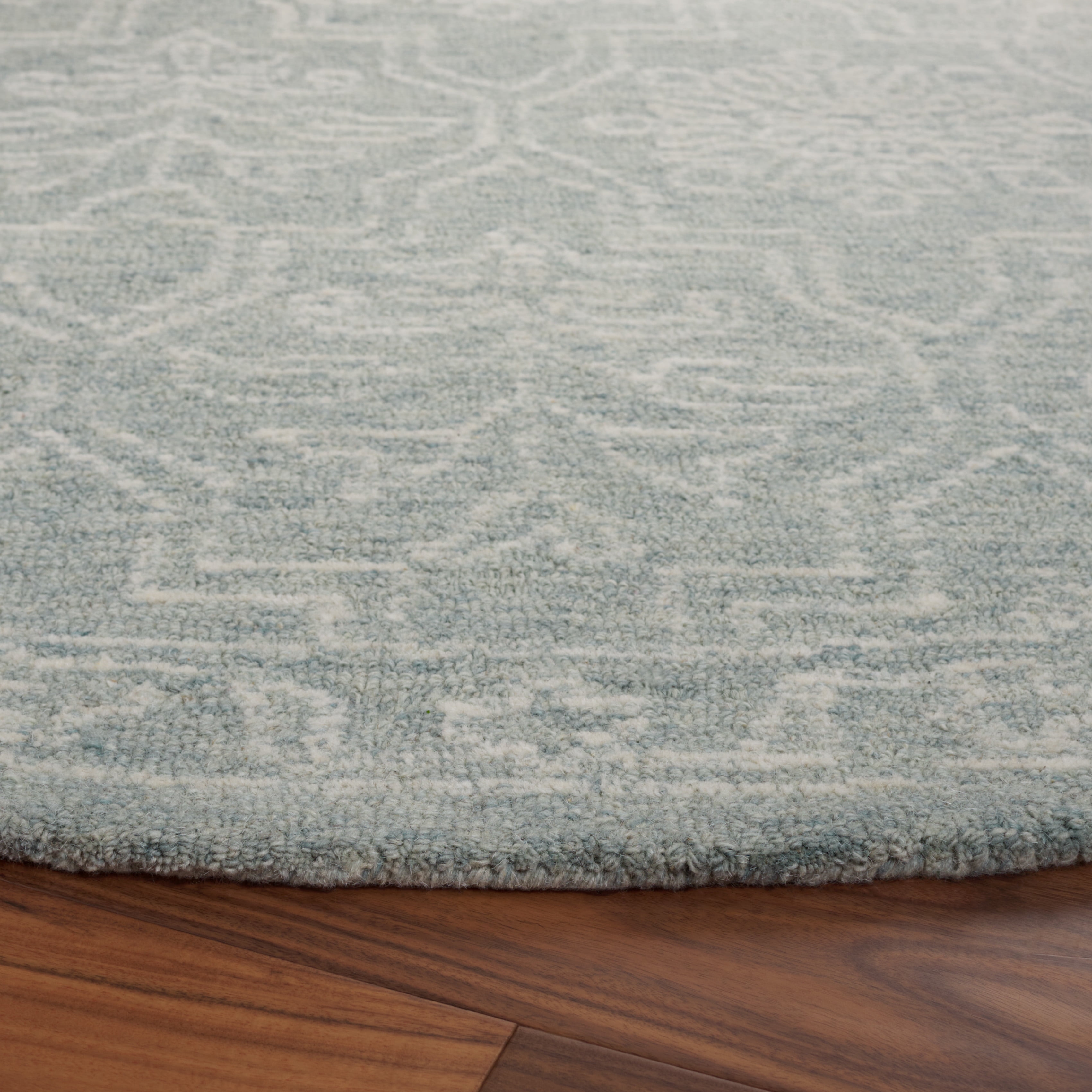 SAFAVIEH Micro-Loop Valery Medallion Area Rug, Light Grey/Ivory, 6' x 6' Round