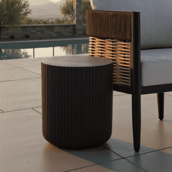 Safavieh Napa Outdoor Modern Cement Round End Table, Matte Black