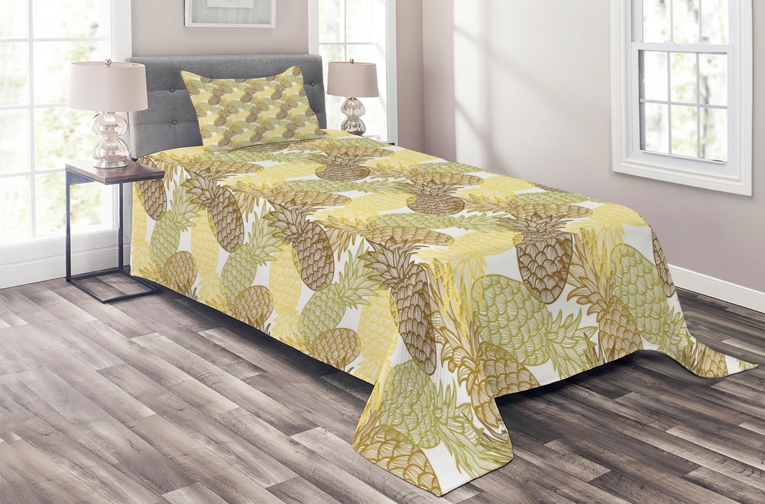 Pineapple Coverlet Set, Summer Themed Overlapping Curving Exotic Tropical Pineapples with Lines