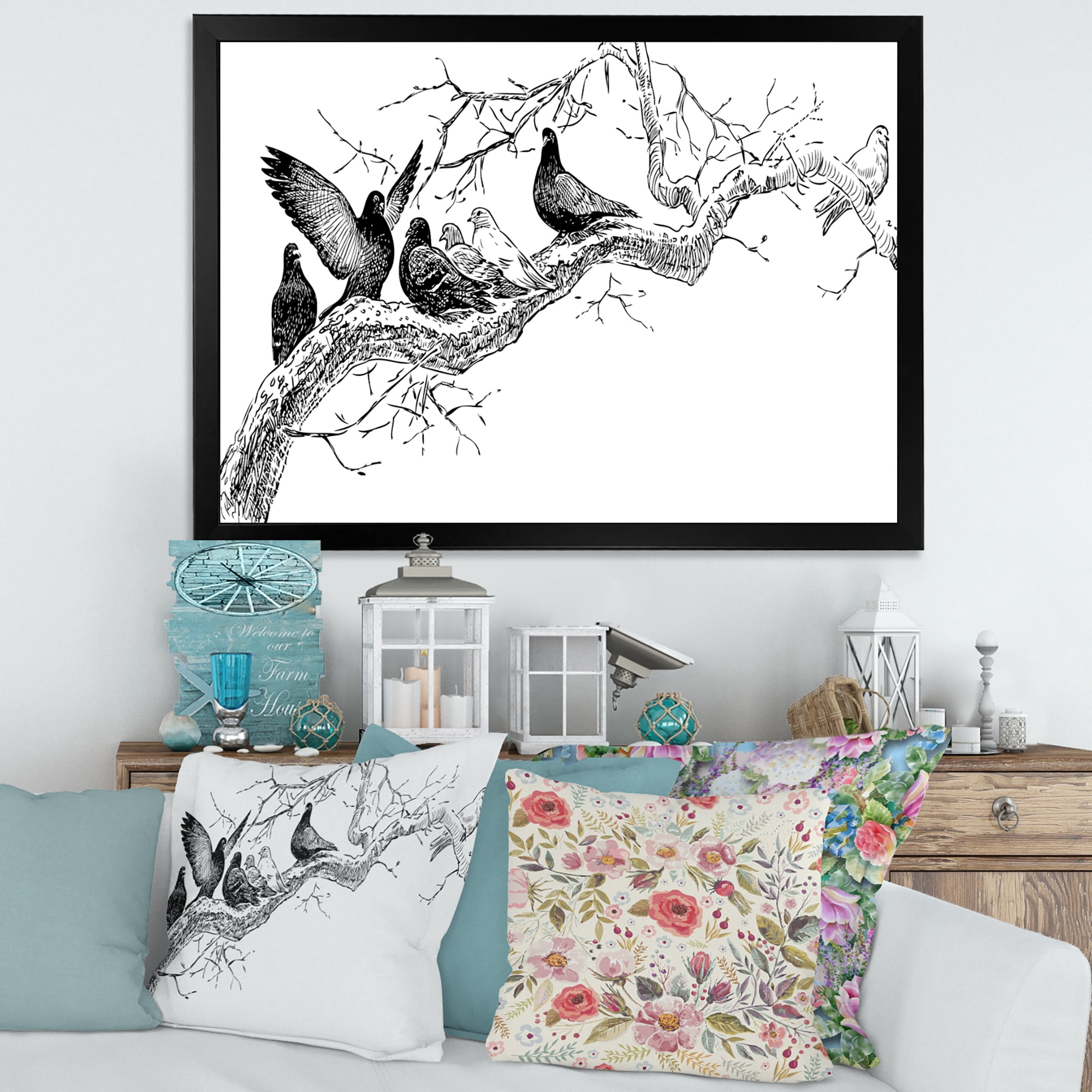 Designart 'Pigeons Sitting On The Tree Branch' Traditional Framed Art Print