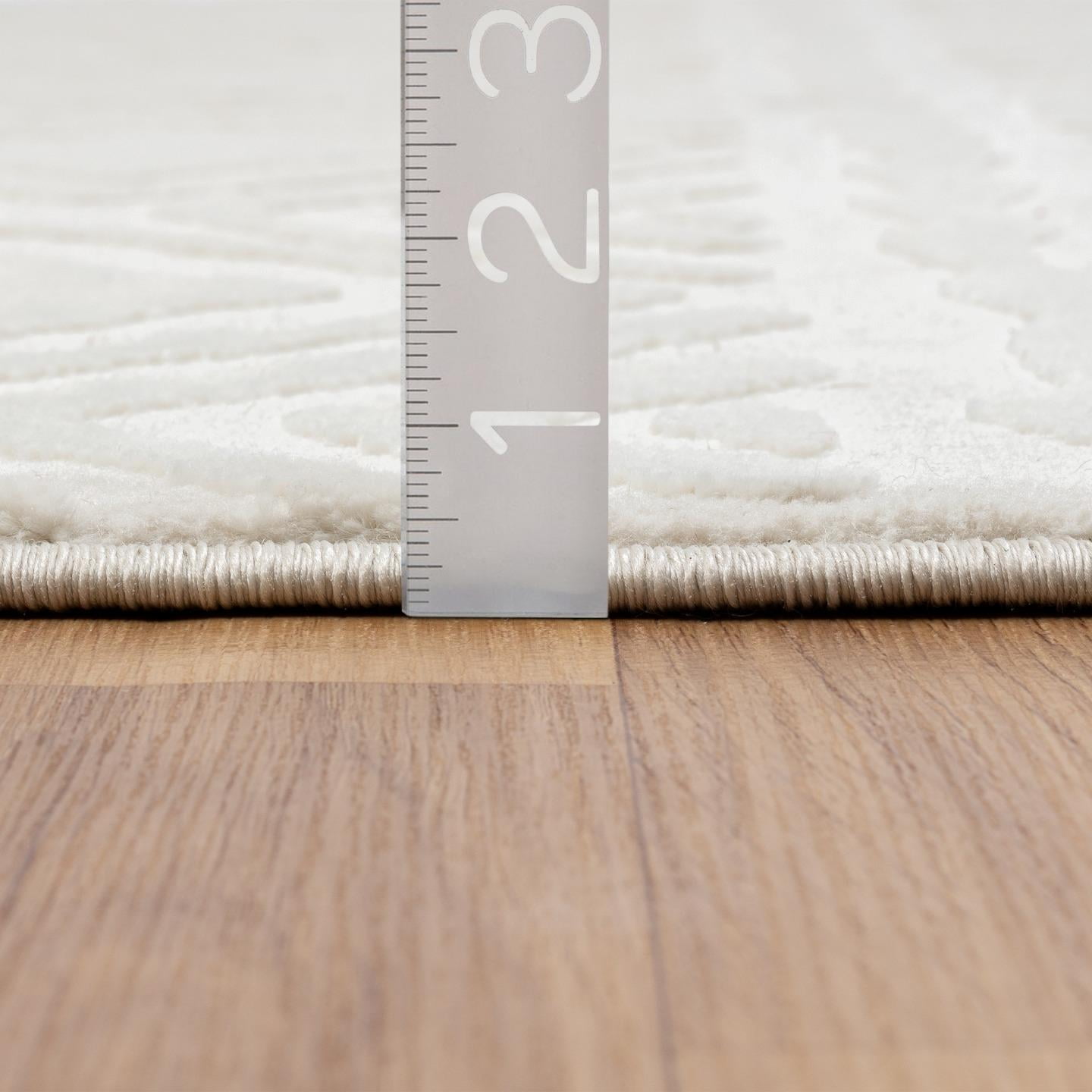 Luxe Weavers Moroccan Diamond Cream 8x10 Area Rug for Living Rooms