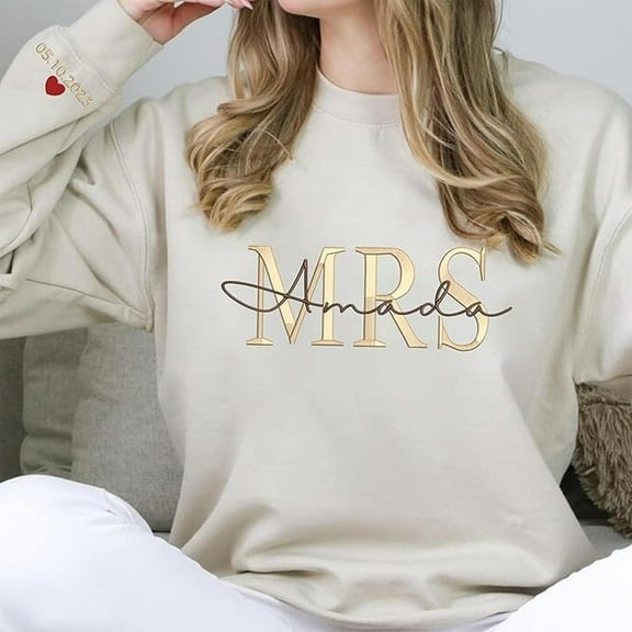 Custom Embroidered Mrs and Mr Sweatshirt Hoodie, Name for Couple, Embroidered Aniversary Date On Sleeve, Unisex Sweatshirt-LINHKHA