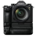 thumbnail image 6 of Sony VGC3EM Vertical Battery Grip for a9 a7 III and a7R III Cameras, 6 of 8