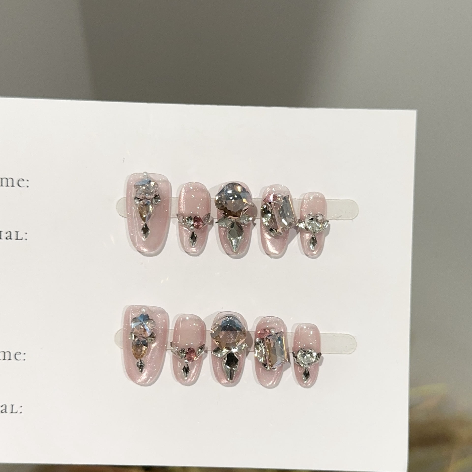 Purely handmade wearing nail advanced sense autumn and winter purple cat eye short nail art film light luxury full of diamonds and flash fake nail stickers