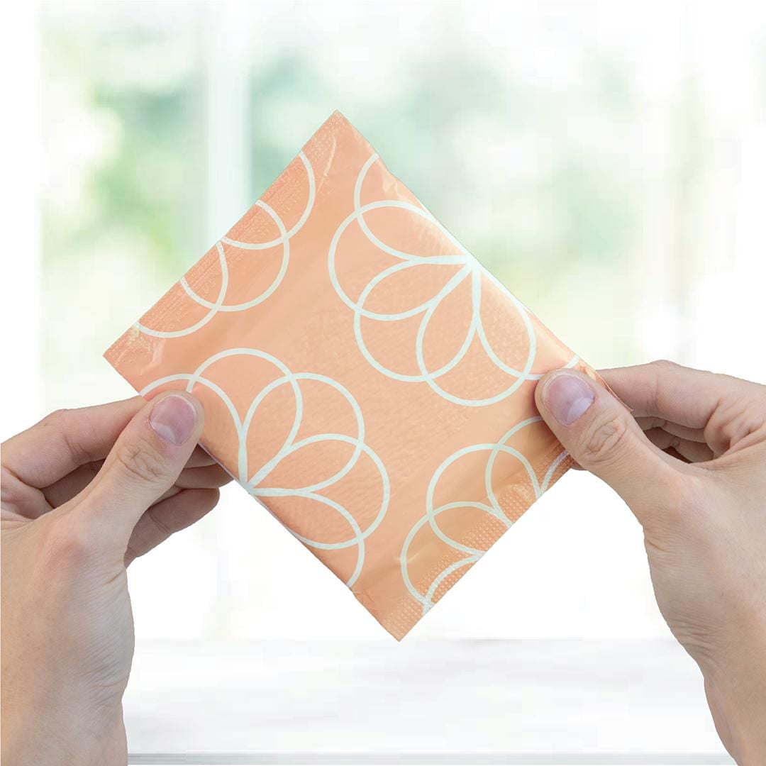 Equate Overnight Absorbency Ultra Thin Pads With Flexi-Wings, Size 4, 14 Count, 14 Size 4 Ultra Thin Pads Unscented With Flexi-Wings