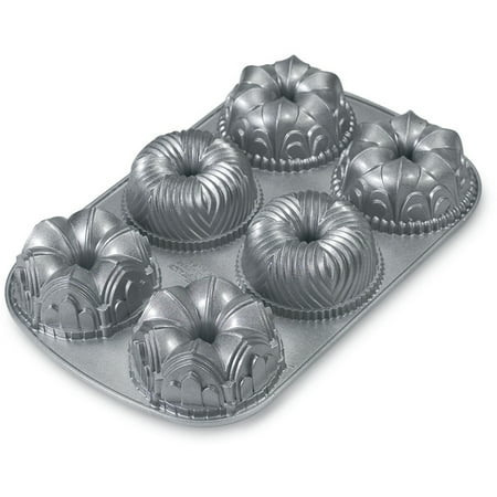 Nordic Ware Garland Bundt Pan