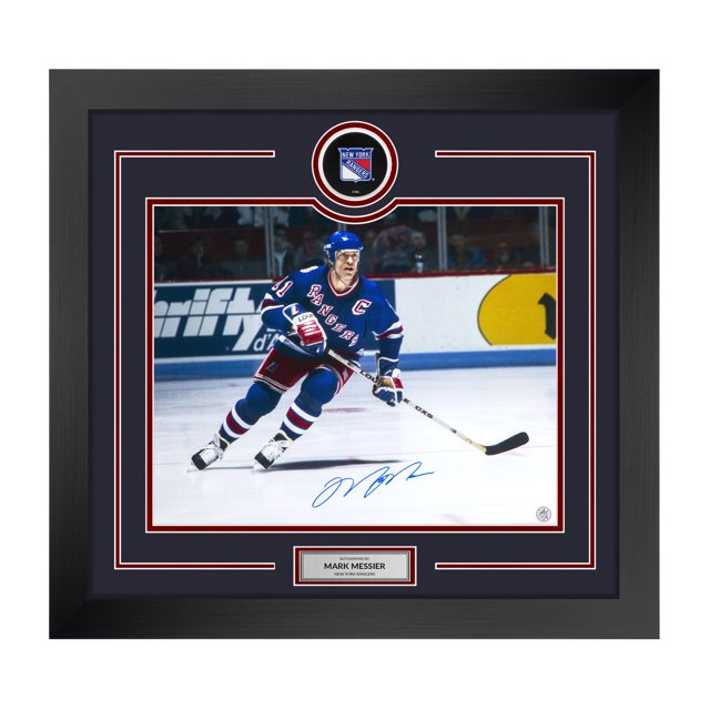 Mark Messier Autographed Rangers Hockey Puck Logo 28x30 Frame