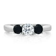 thumbnail image 2 of Gem Stone King 1.04 Ct Round White Topaz Black Onyx 925 Sterling Silver Ring (Size 6), 2 of 4