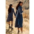 thumbnail image 1 of Robes Maman et Moi Manches Longues Mode Velours Lotus Extensible Couleur Unie Manches Bouffantes Vêtements Assortis, 1 of 10