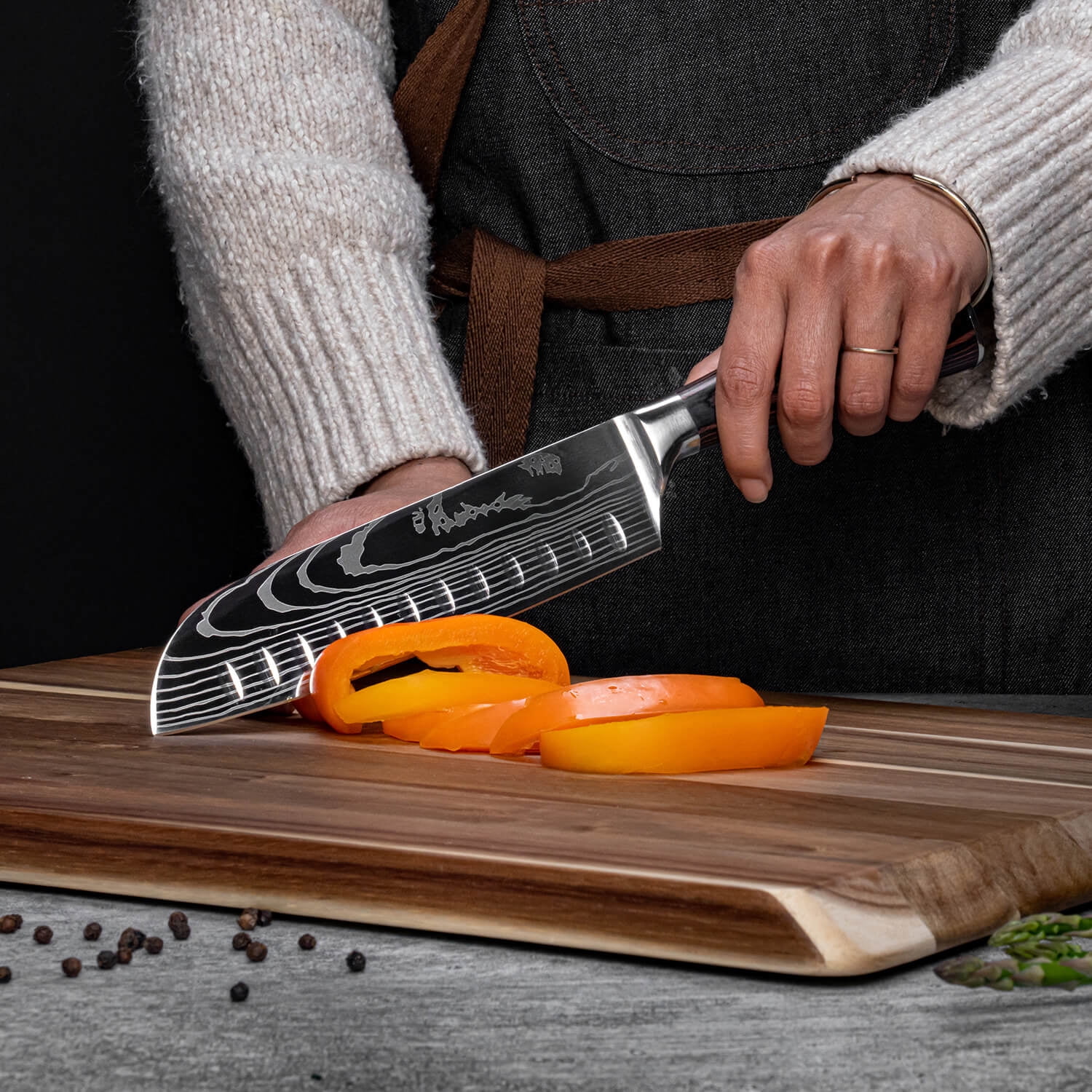 8-piece Premium Japanese Kitchen Knife Set with Laser Damascus Pattern - Imperial Collection - Chef's Knife, Paring Knife, Bread Knife & More