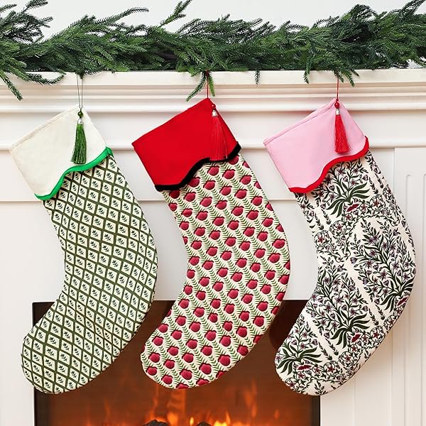 wonima02 3 Pcs Christmas Scalloped Piping Stocking, 22" Cotton Floral Nature Green Red Printed Xmas Stockings with Tassel Rustic Christmas Hanging Decorations for Stairs Fireplace Xmas Home Decor