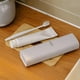 thumbnail image 4 of Estuche de Viaje para Cepillos de Dientes, Blanco y Gris | Portacepillos Portátil Compacto con Orificios de Ventilación | Contenedor de Plástico Apto para Uso Alimentario para Viajes, Campamentos, Es, 4 of 6