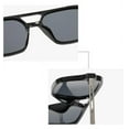 thumbnail image 4 of Lunettes de Soleil Rétro à Double Ponts pour Femmes, Mode Dégradé Rose, Lunettes de Soleil Carrées Bleu Léopard Creux Tendance pour Hommes, 4 of 4
