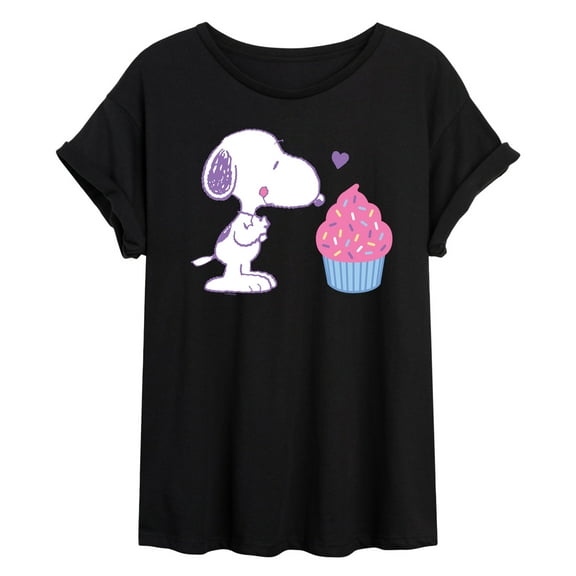 Peanuts - Snoopy Heart Cupcake - Women's Oversized T-Shirt