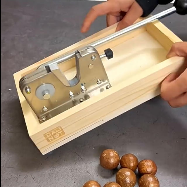 Herramienta para romper nueces, nueces para todas las nueces, máquina peladora, pinzas para nueces de servicio pesado, abridor de nueces y nueces, BLESIY Abridor de macadamia