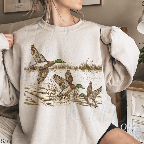Retro Duck Nature Sweatshirt , 90s Vintage Wildlife Mallard Pullover, Boho Unisex Cabincore Crewneck