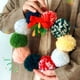 thumbnail image 1 of Puntoco Bolas de lana navideñas Bolas de colores Guirnalda Decoraciones navideñas Colgantes para puertas, ventanas y escaleras, 1 of 6