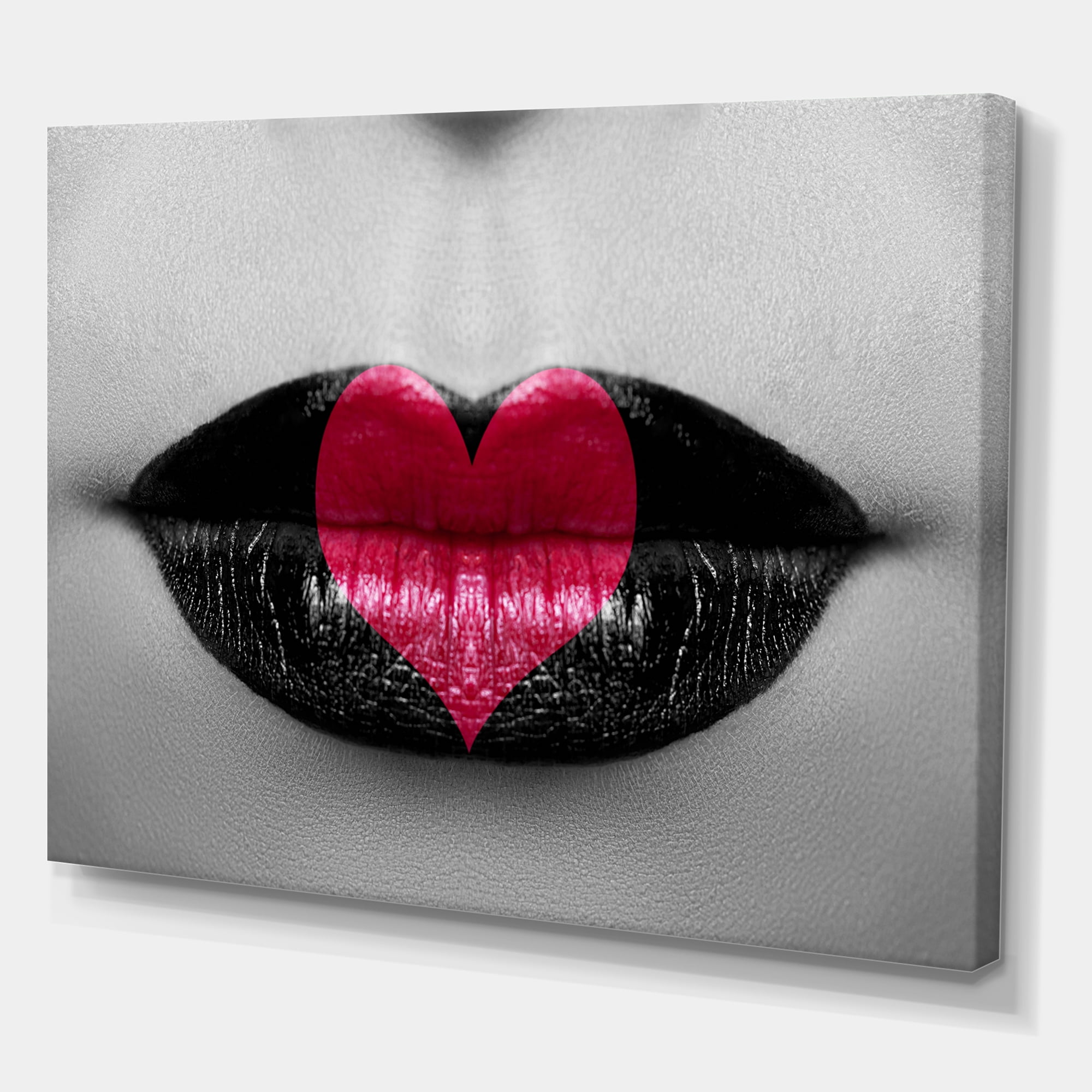 Designart ' Red Heart In Monochrome Lips ' Modern Canvas Wall Art Print