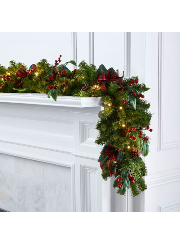 Prelit Christmas Garlands in Christmas Garlands