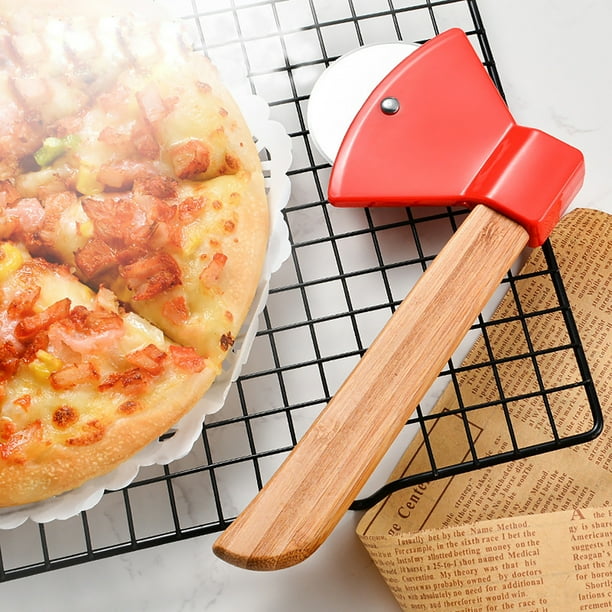 Cuchillo para pizza de acero inoxidable con forma de hacha y mango de madera. Cortador de pizza y pastel.
