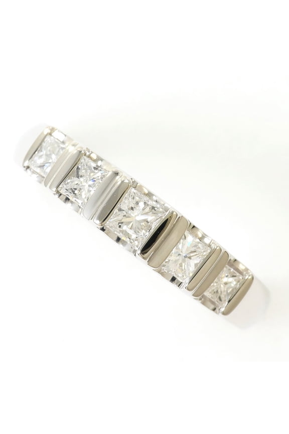 Pre-Owned PT900 Platinum Ring, 1 Diamond, 0.50ct, with Certificate of Authenticity, Total...