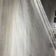 thumbnail image 3 of Velo de novia YONGSHENG con Peine 1 nivel perla longitud de catedral, 3 of 5