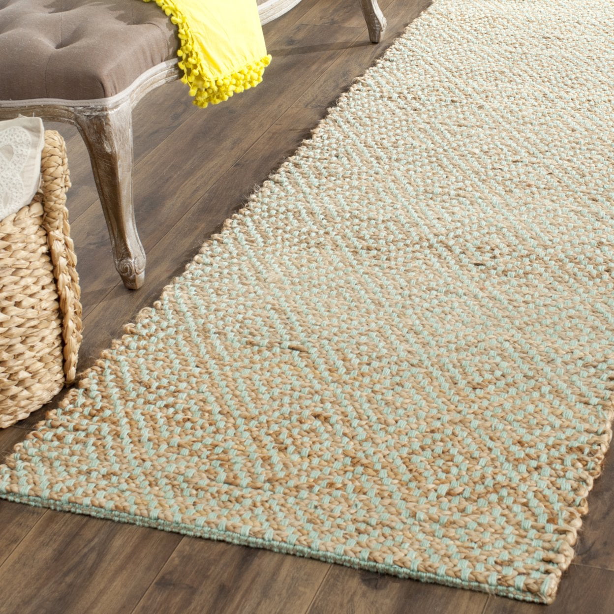 SAFAVIEH Natural Fiber Braxton Braided Jute Area Rug, Natural/Green, 3' x 5'