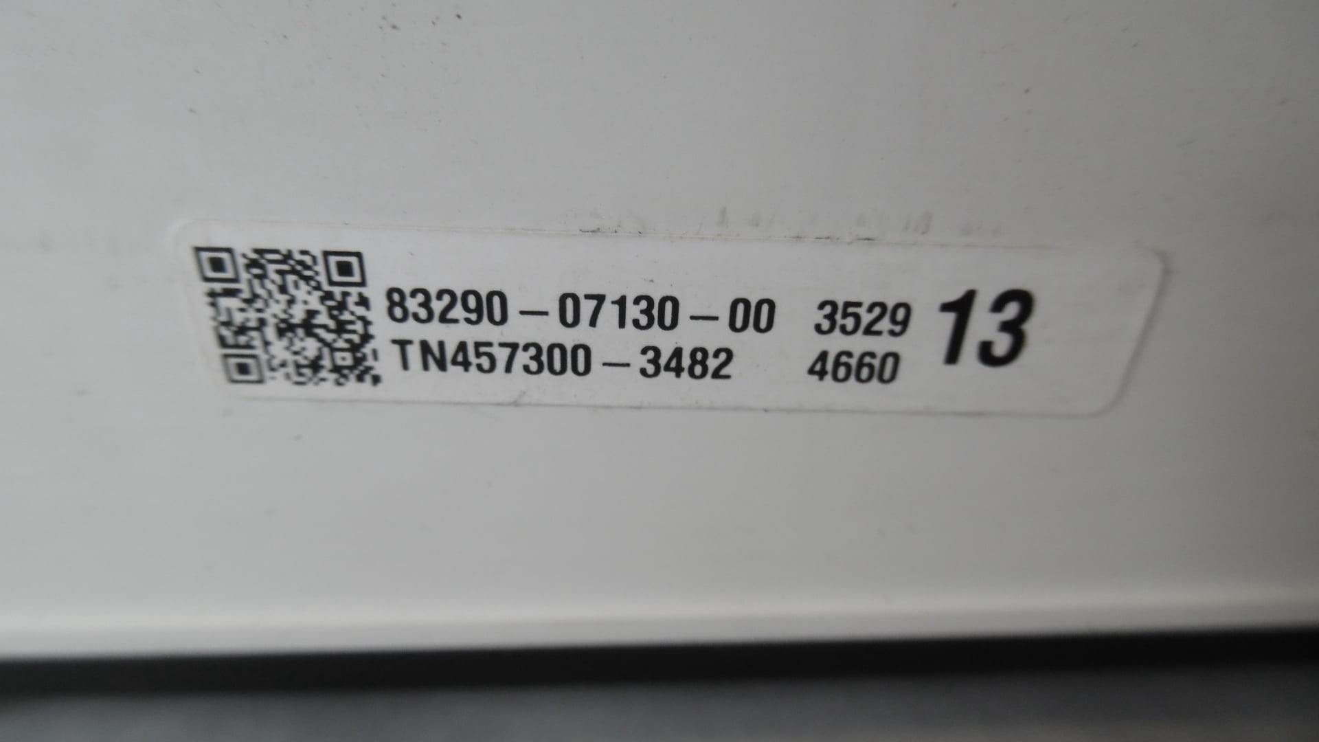 Pre-Owned 2008 2009 2010 Toyota Avalon Information Display Screen 83290-07130 OEM - Verify Specific Vehicle Fitment In Description - (Good)