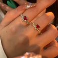 thumbnail image 4 of Anillo de amor rojo para mujer, ligero, de lujo, de moda, con incrustaciones de circonita roja, abierto, estilo novia, 4 of 5