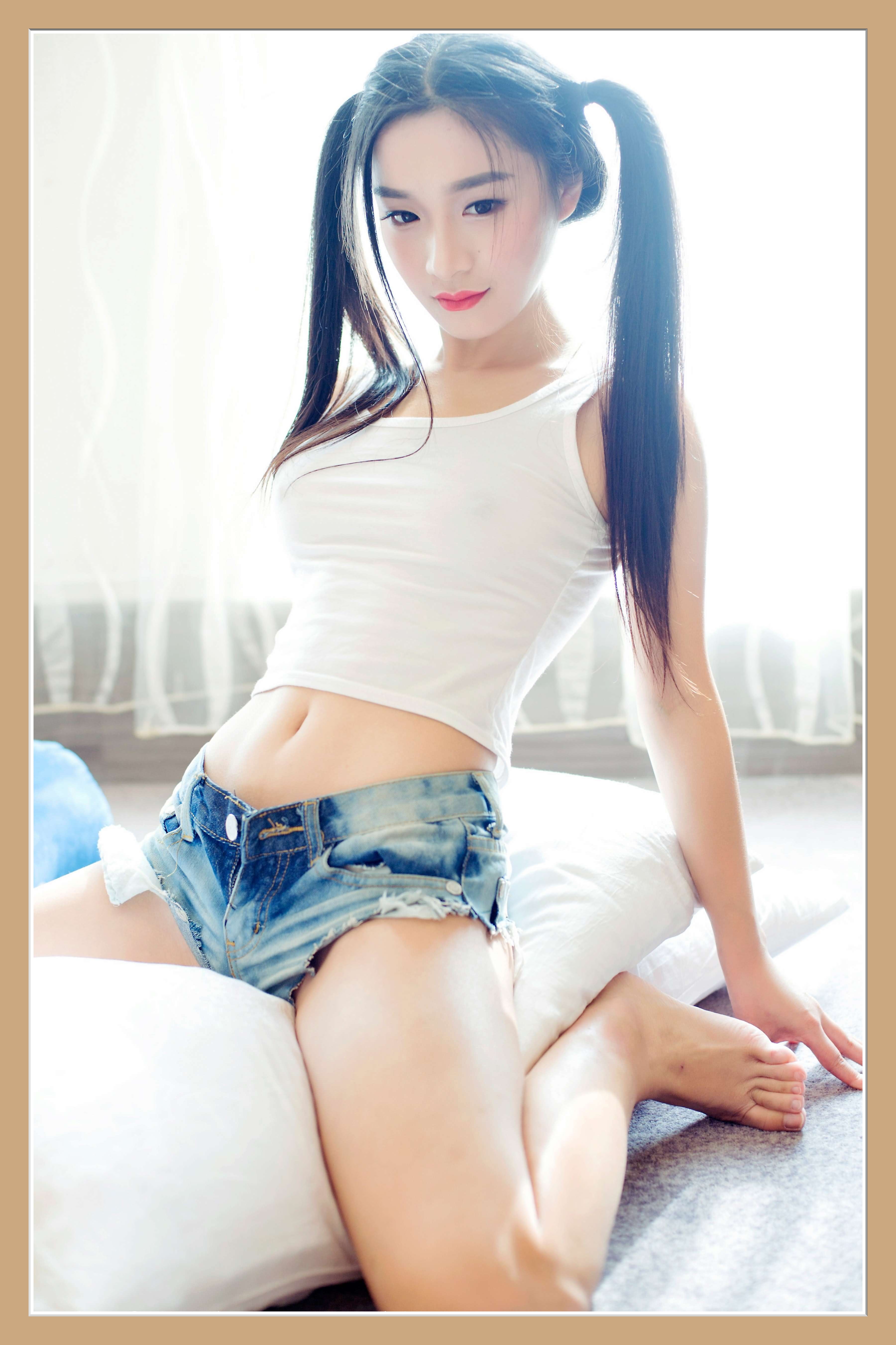 Chinese Girl Small Tits - Erotic Nudity 24\