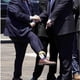 thumbnail image 3 of ZHAOCHENG Calcetines de algodón de gran venta con peinado personalizado especial de Trump, calcetines de algodón hasta la mitad de la pantorrilla, calcetines unisex con peine 10, 3 of 4