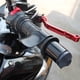 thumbnail image 4 of Empuñadura de acelerador para motocicleta | Ayuda universal de plástico para manillar | Reduce la fatiga y los calambres en las manos | Refuerzo cómodo y relajado | Control del acelerador más fácil, 4 of 5