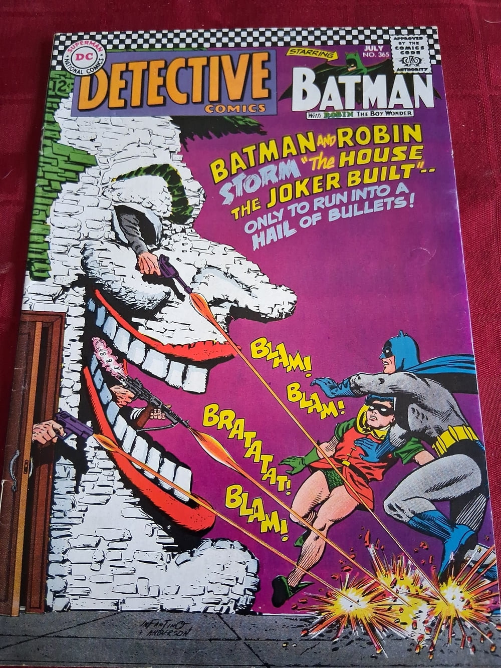 Cover of Detective Comics #365