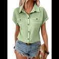 thumbnail image 3 of Camisa Plisada de Corta con Botones para Mujer, Blusa Informal de Negocios de Corte Entallado con Bolsillo, Verano 2025. Verde XXL, 3 of 9