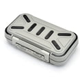 thumbnail image 1 of Caja de aparejos de pesca impermeable con compartimento resistente a impactos, ajustable para anzuelos, señuelos y pastillas, color gris, 1 of 14