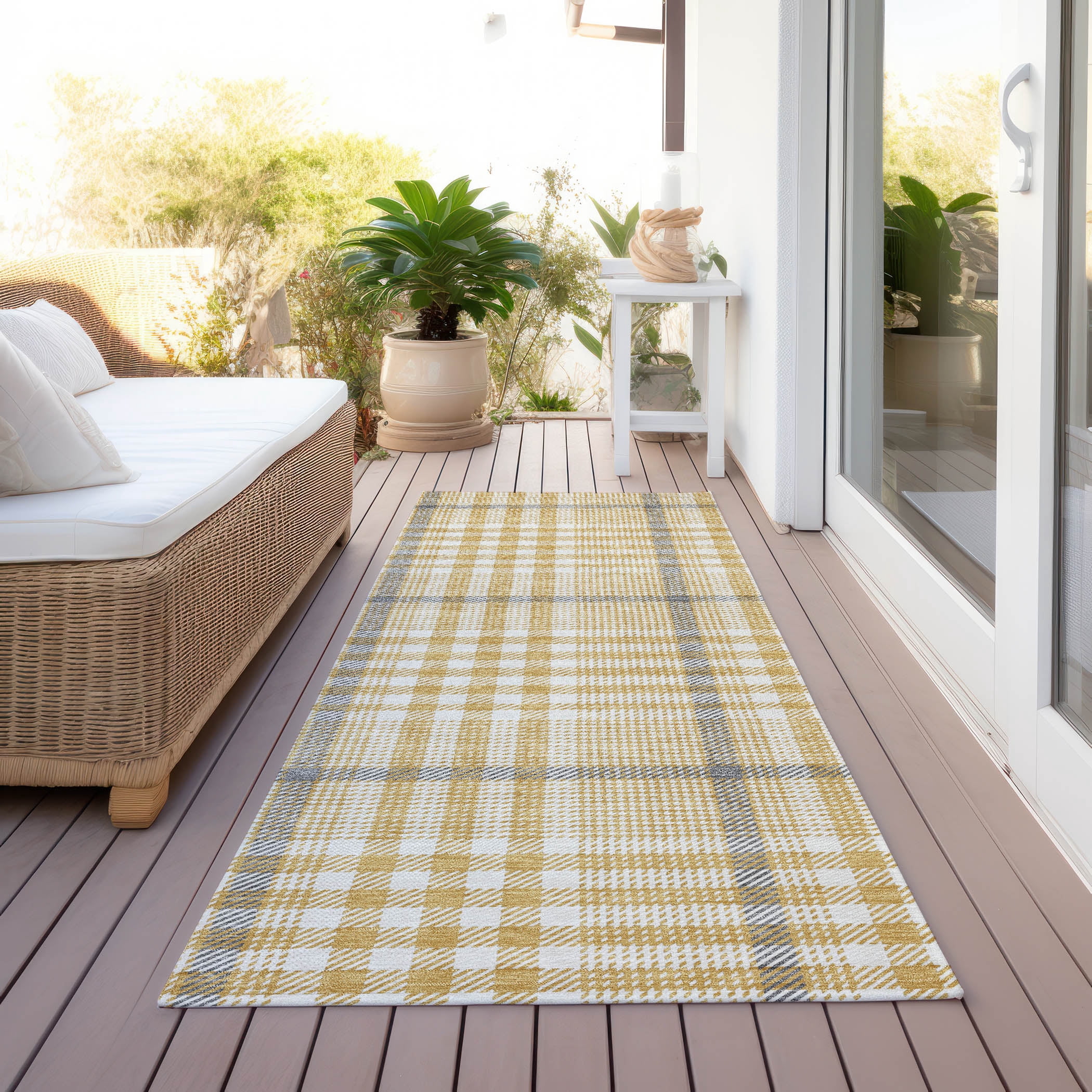 Addison Rugs Chantille Indoor/Outdoor Transitional Geometric, Abstract Gold Washable Runner Rug, 2'3" x 7'6"